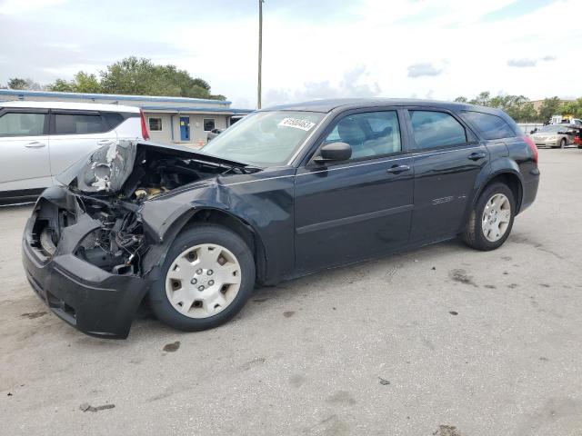 2005 Dodge Magnum SE