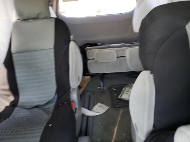 5TDKK3DC7GS711145 Toyota SIENNA LE