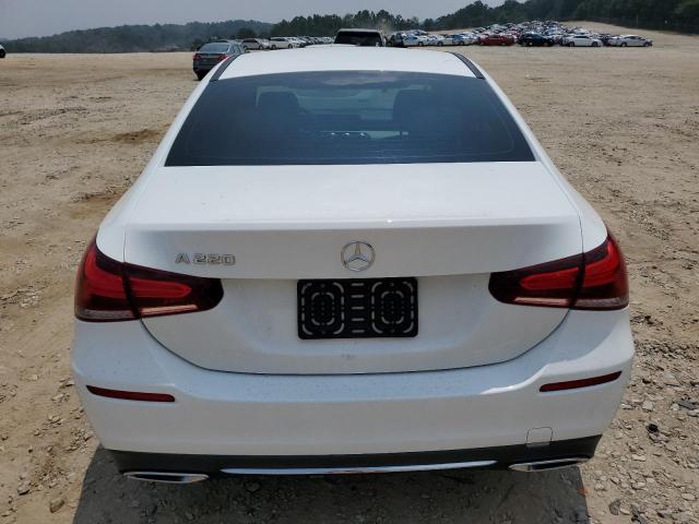 WDD3G4EB0KW019891 Mercedes-Benz A 220