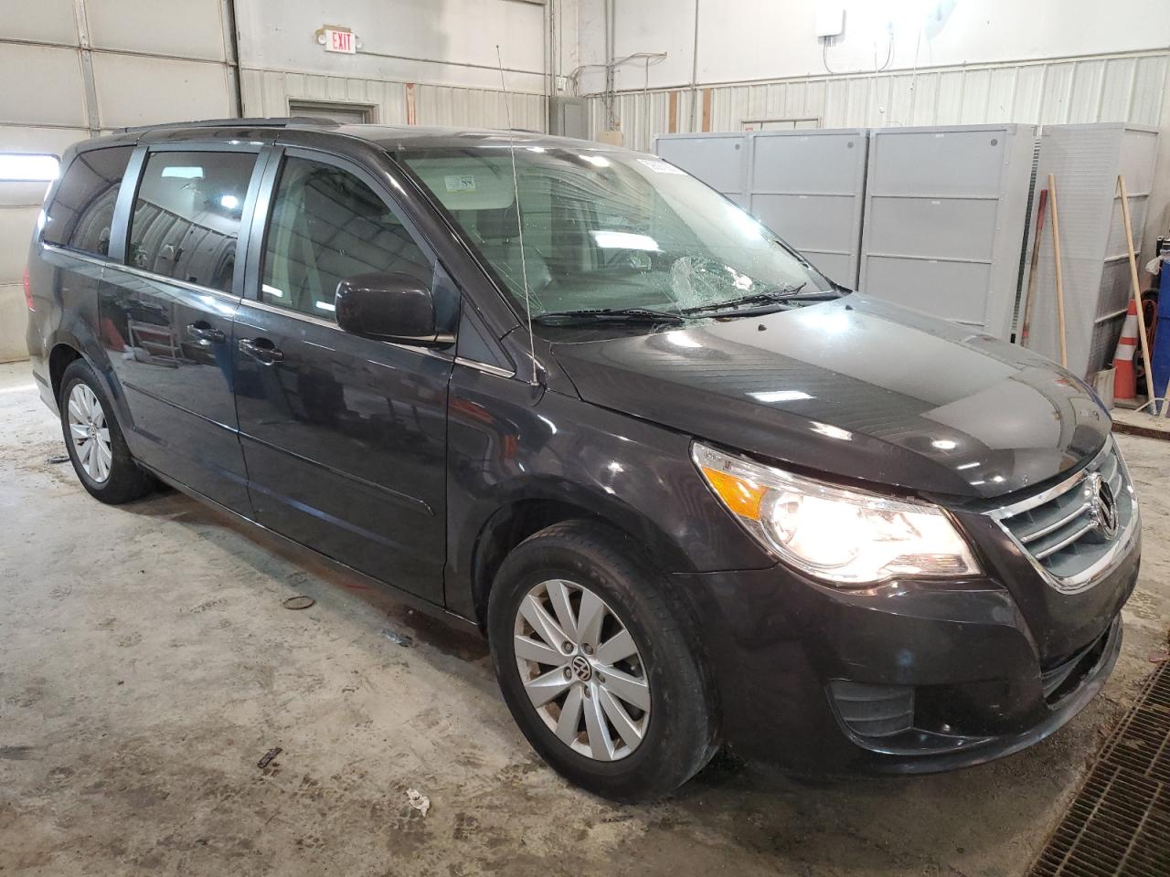 Lot #2172869503 2012 VOLKSWAGEN ROUTAN SEL