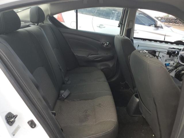 3N1CN7AP2JL877888 Nissan VERSA S
