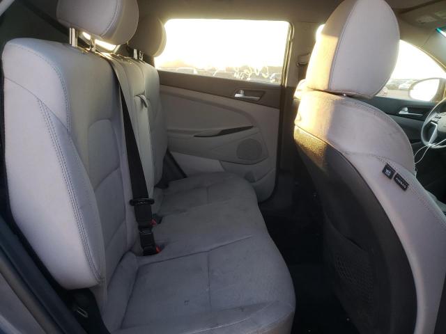 KM8J23A42KU933827 Hyundai TUCSON SE