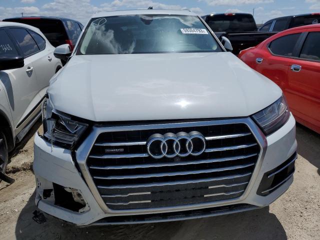 VIN WA1LHAF70KD039564 2019 Audi Q7, Premium Plus no.5