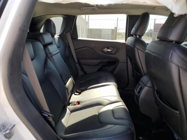 1C4PJMLN8KD384468 Jeep Cherokee Latitude Plus