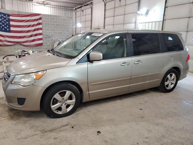 2009 Volkswagen Routan SE