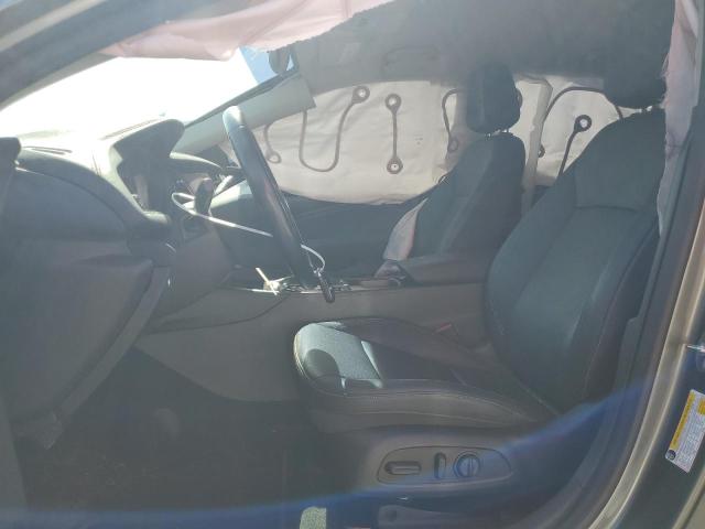 2019 BUICK REGAL ESSE W04GP6SXXK1028421