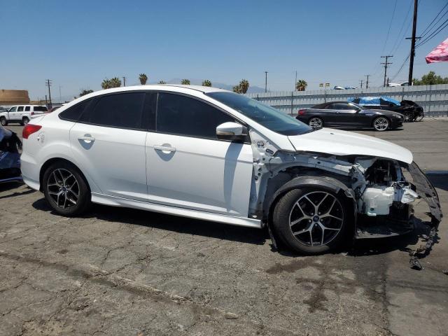 1FADP3F25GL399235 Ford FOCUS SE