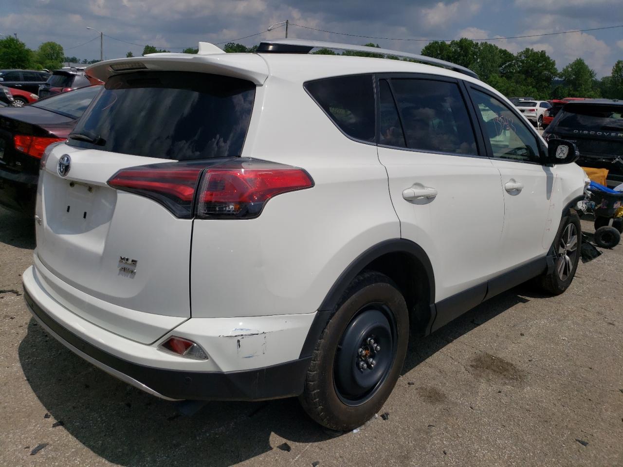 JTMRFREV2GJ056668 TOYOTA RAV4 2016