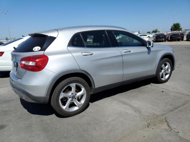 WDCTG4GB4JJ436802 Mercedes-Benz Gla 250 4matic