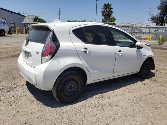 JTDKDTB35F1580094 Toyota PRIUS C