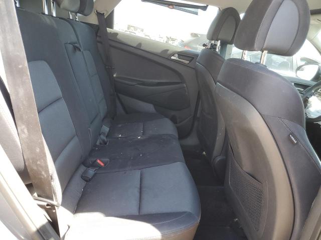 KM8J23A43JU835954 Hyundai TUCSON SE