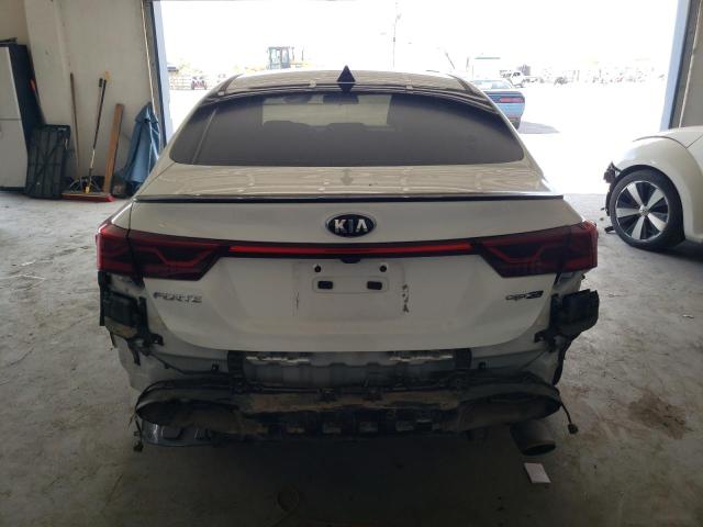 3KPF34AD3ME423517 KIA Forte Gt Line