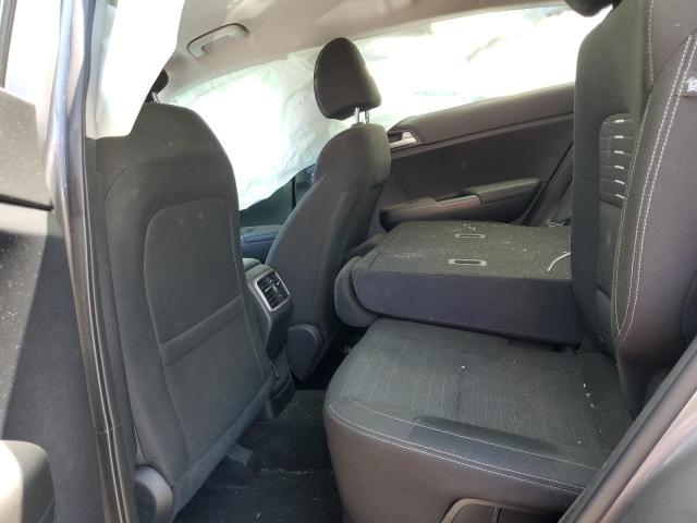 KNDPMCAC4J7454404 KIA Sportage Lx