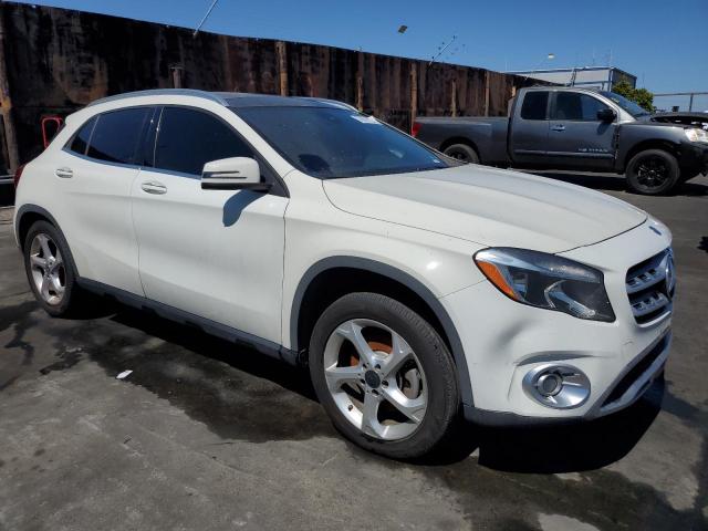 WDCTG4GB9JJ430199 Mercedes-Benz Gla 250 4matic