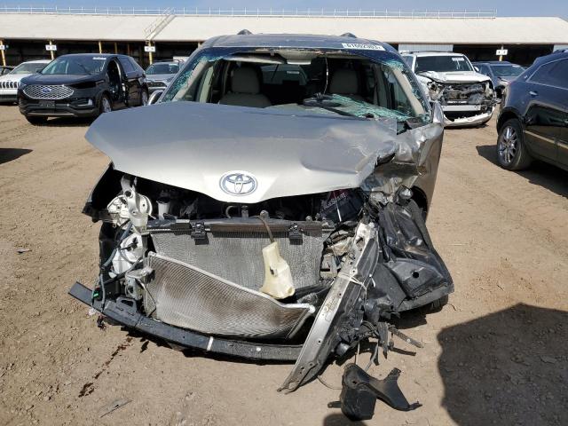 5TDYK3DC3FS549975 Toyota SIENNA XLE
