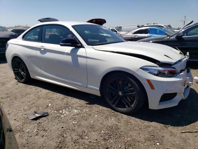 VIN WBA2J5C04L7E37686 2020 BMW 2 Series, M240I no.4