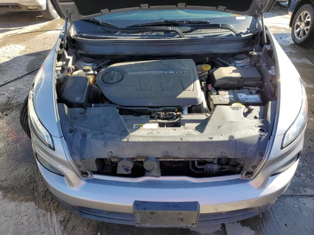 1C4PJMCS4FW755805 Jeep Cherokee Latitude