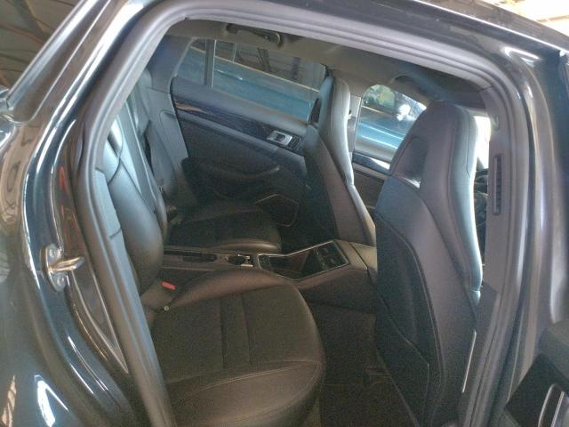 WP0AA2A73JL113742 Porsche PANAMERA 4