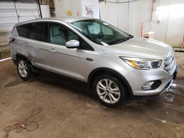 1FMCU9GDXHUC50232 Ford ESCAPE SE