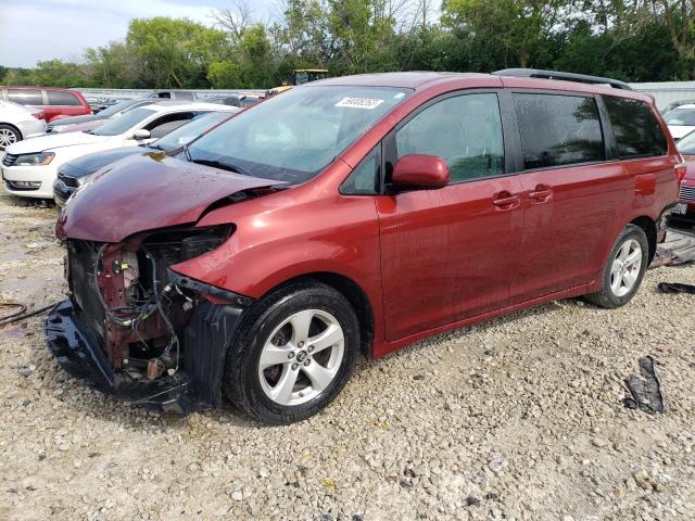 2018 Toyota Sienna LE