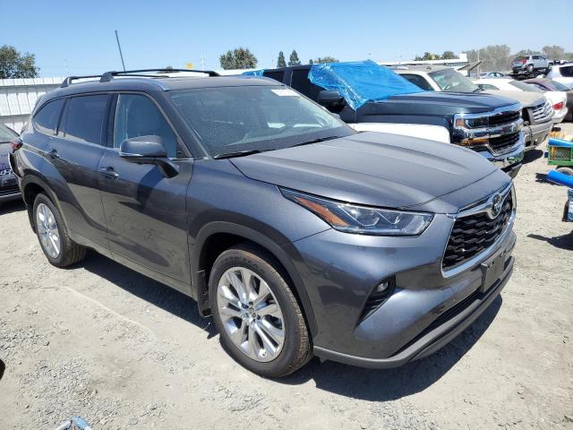 VIN 5TDKDRBH7PS046694 2023 Toyota Highlander, L no.4