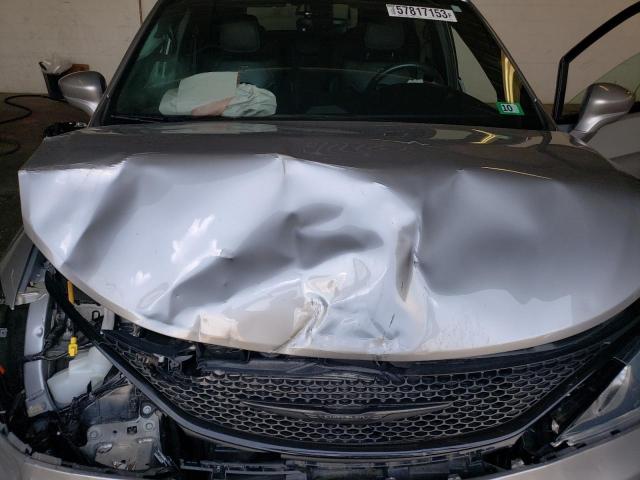 2C4RC1BG5KR560698 2019 CHRYSLER PACIFICA, photo no. 12