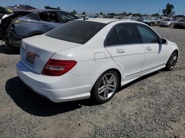 WDDGF4HB8EA936529 Mercedes-Benz C 250