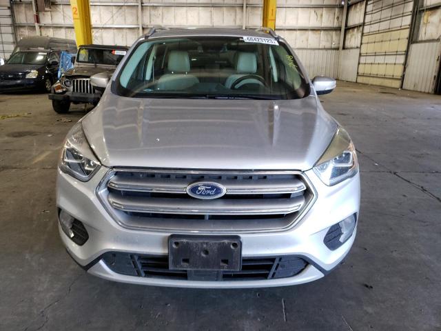 1FMCU9J99HUD93029 2017 FORD ESCAPE, photo no. 5