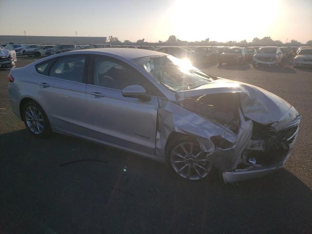 3FA6P0LUXHR323624 Ford Fusion Se Hybrid