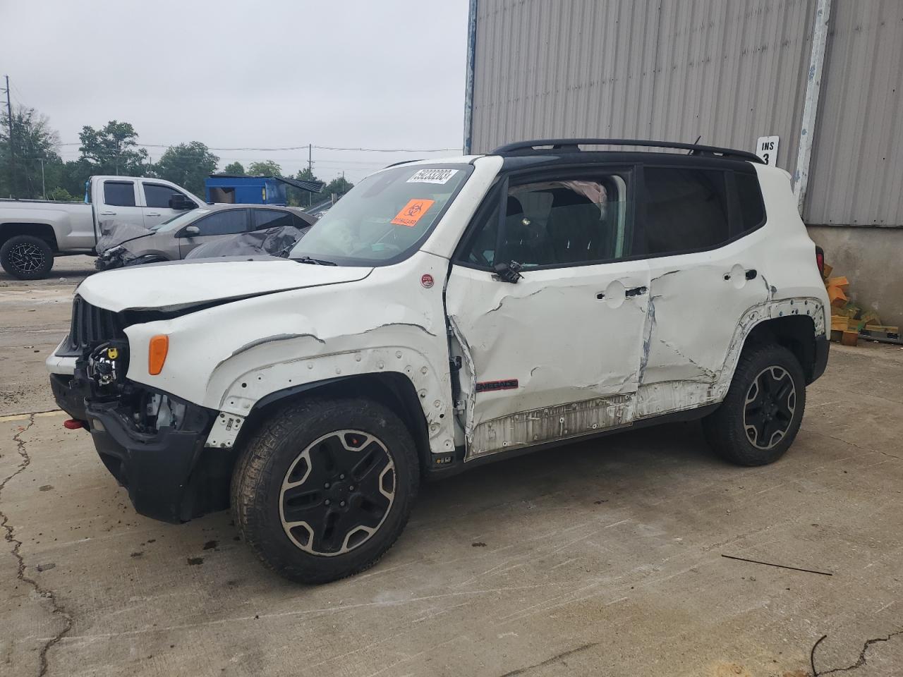 2016 Jeep Renegade Trailhawk vin: ZACCJBCT0GPC68580