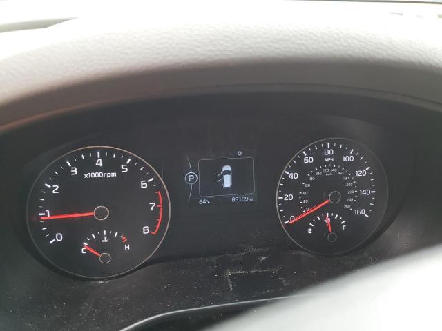 KNDPMCAC8J7323654 KIA Sportage Lx