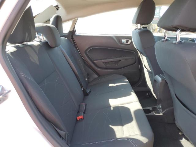 3FADP4BJ1FM153380 Ford FIESTA SE
