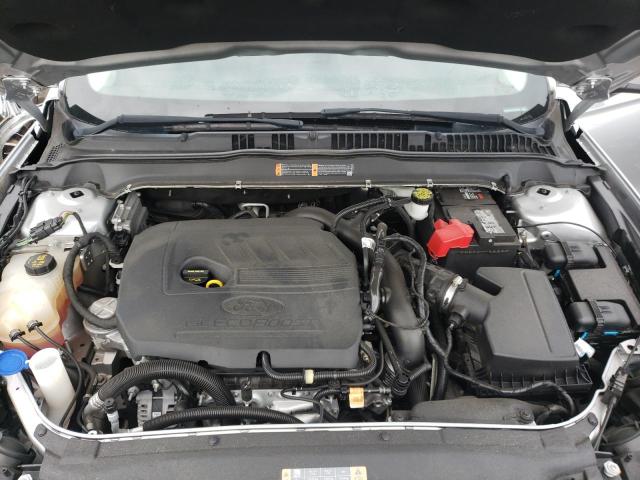 3FA6P0HD2JR200849 Ford FUSION SE
