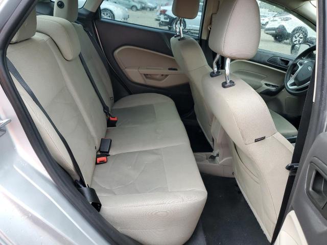 3FADP4BJ3JM117375 Ford FIESTA SE
