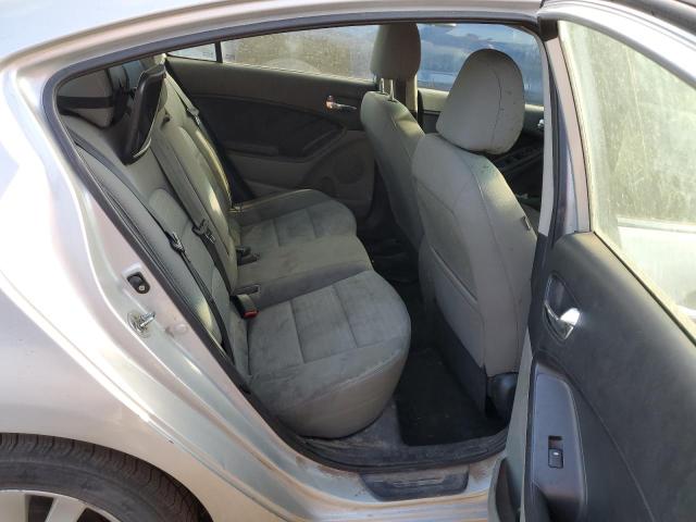 KNAFX4A80F5328772 KIA FORTE EX