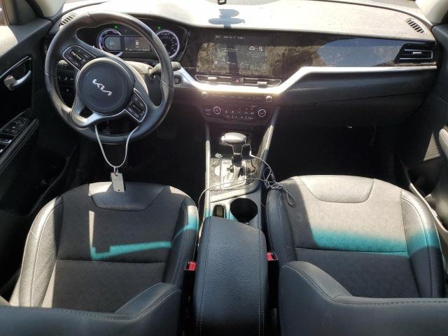 KNDCB3LC8N5540592 KIA NIRO LX