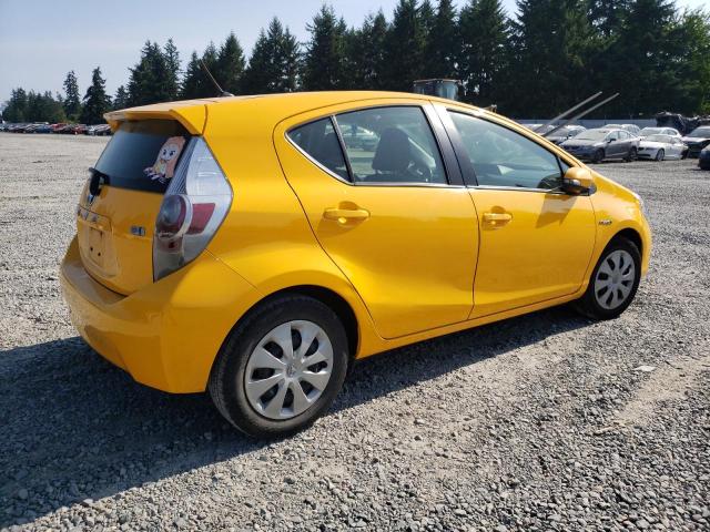 JTDKDTB34E1075145 Toyota PRIUS C