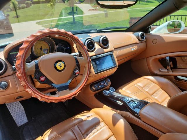 VIN ZFF65TJA5D0192253 2013 Ferrari California no.9