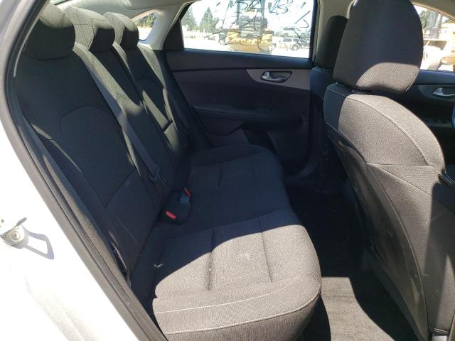 3KPF24AD6KE107545 KIA FORTE FE
