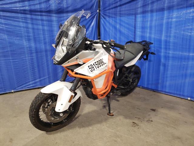 2016 KTM 1290 SUPER - VBKV59401GM941318