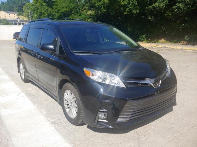 2019 Toyota Sienna XLE