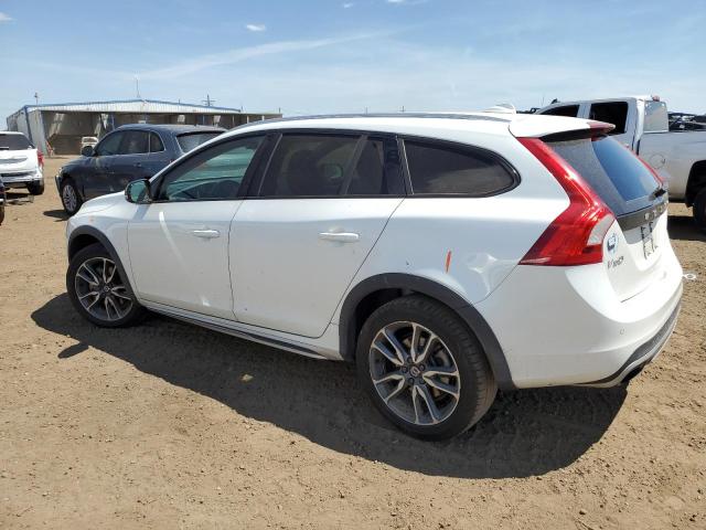 YV4612HM5G1019607 Volvo V60 Cross Country Platinum