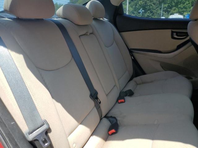5NPDH4AE4GH758061 Hyundai ELANTRA SE