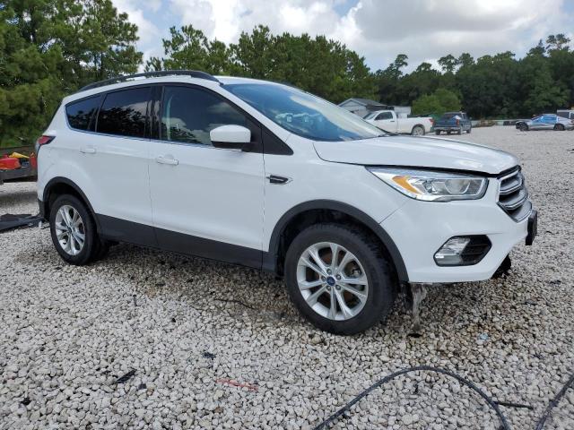 1FMCU0GD2HUE12169 Ford ESCAPE SE