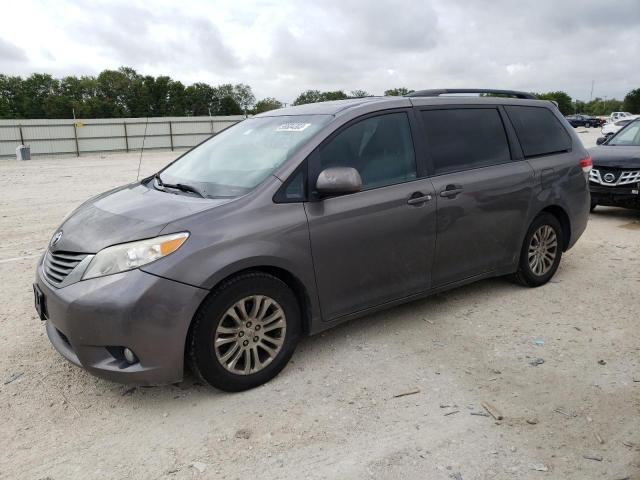 2011 Toyota Sienna XLE