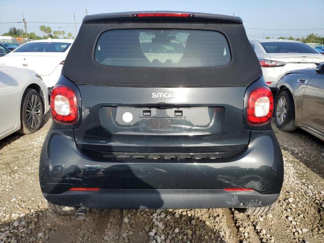 VIN WMEFK5DA5HK203794 2017 Smart Fortwo no.6