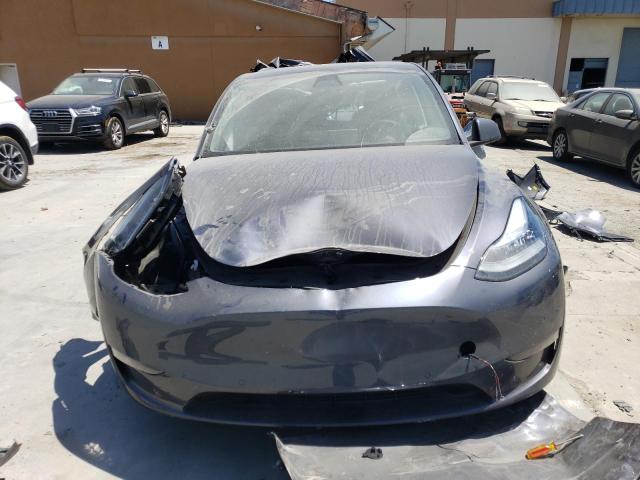 7SAYGDEE9NF424816 Tesla Model Y  5