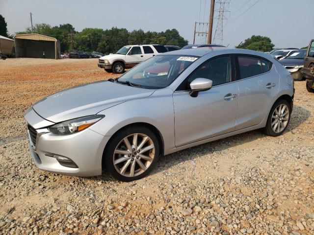 2017 Mazda Mazda3 4-Door Touring