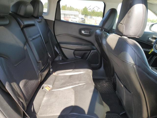 3C4NJDBB1JT325382 Jeep Compass Latitude