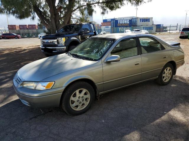 1998 Toyota Camry LE